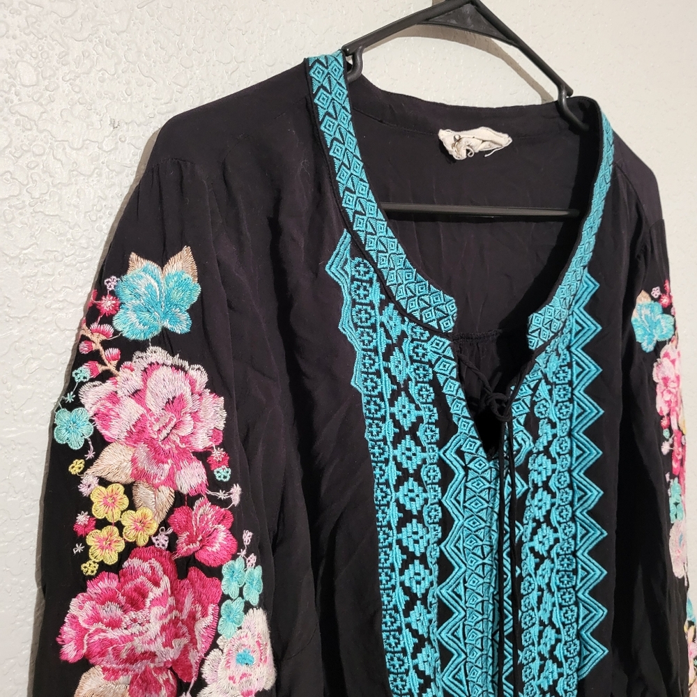 Savanna Jane Black Tunic with Turquoise Embroidery and Multicolor Floral Sleeves - Picture 3 of 9